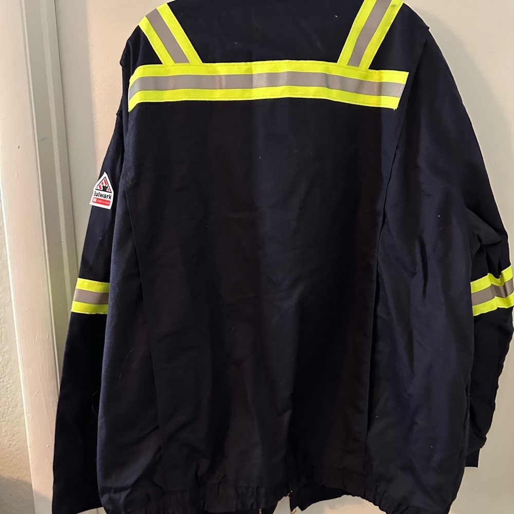 NWT Bulwark FR jacket